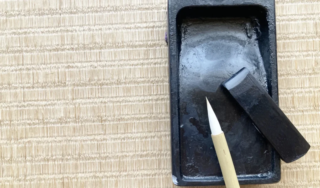書道具買取とは?古い筆や硯を整理するときに知っておきたいこと